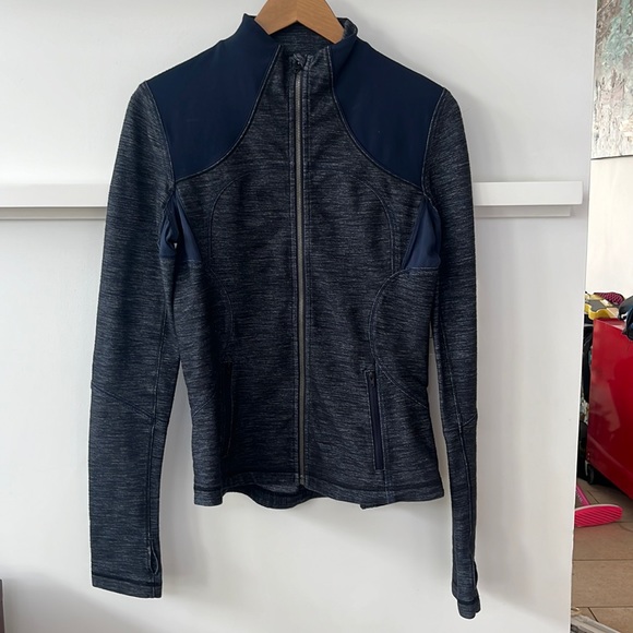 Lululemon Forme Jacket - Picture 2 of 3